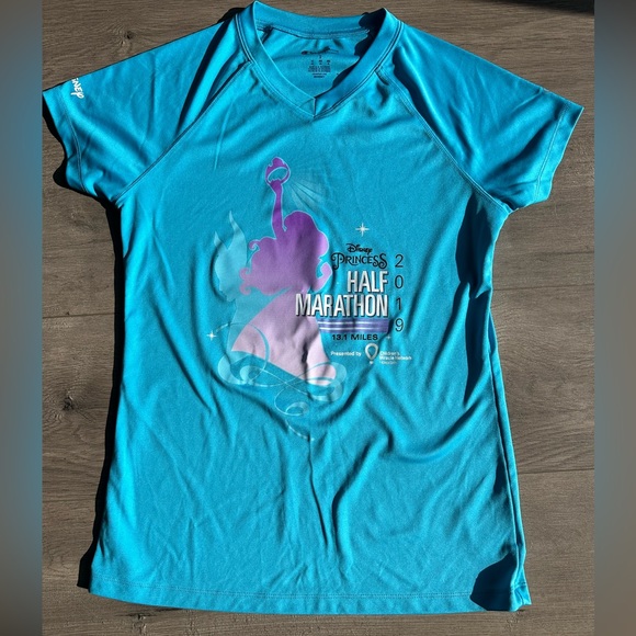 Disney Tops - 2019 RunDisney Princess Half Marathon race t-shirt - size small
